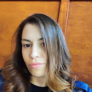 Meet your Posher, Becca